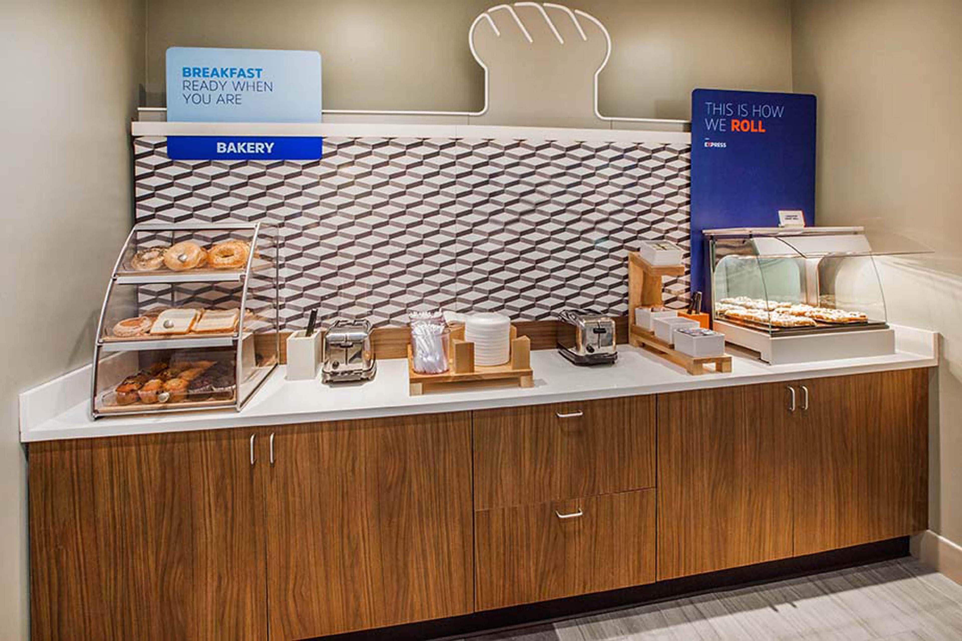 Holiday Inn Express & Suites Bozeman West By Ihg Bagian luar foto